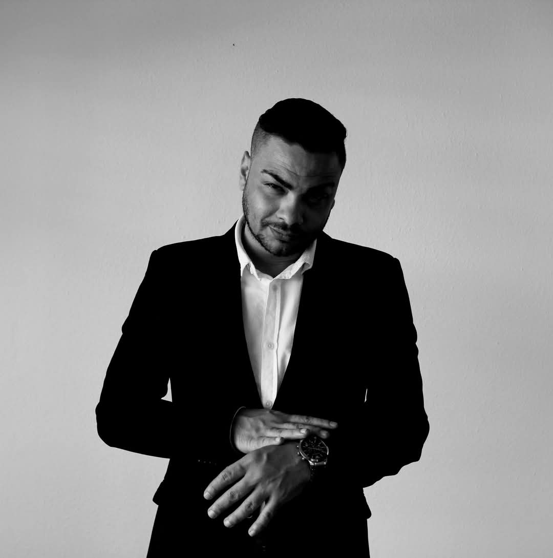 Lance Theron