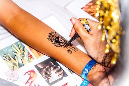 Henna Tattoo Artist