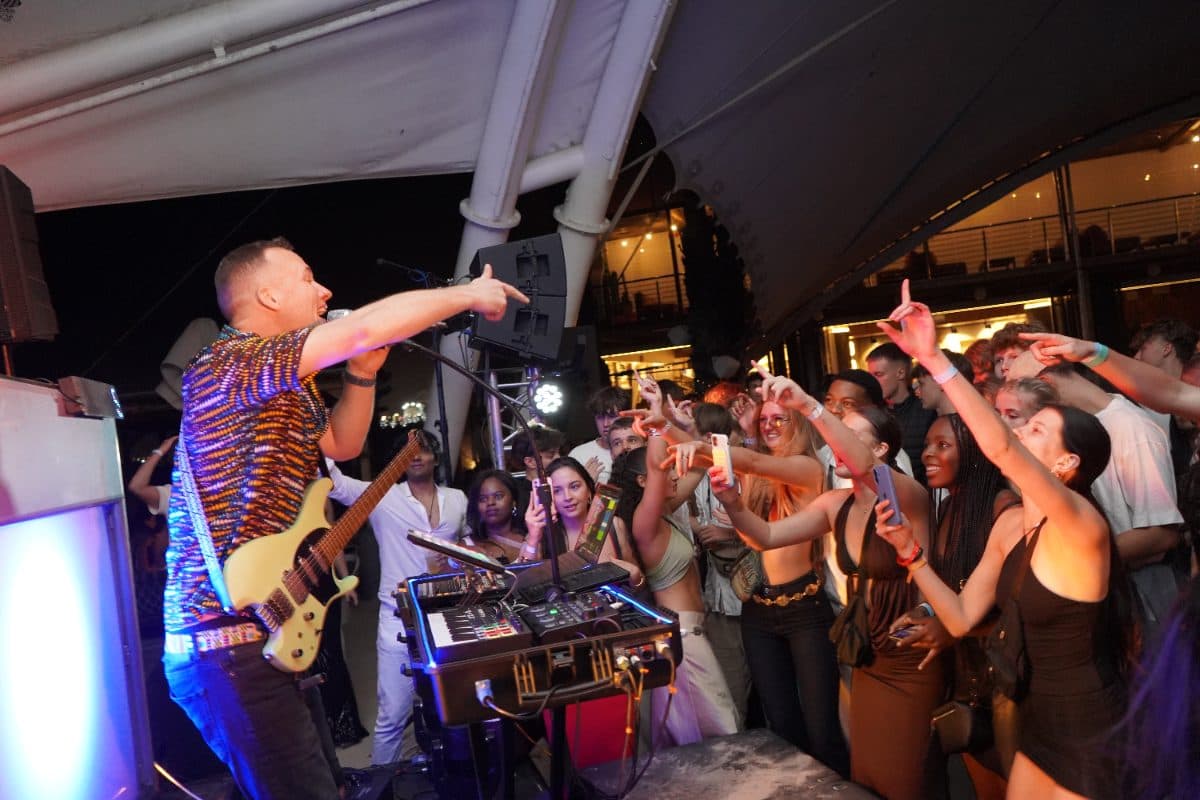 ShenFM - Musicians & Bands in Cape Town, Western Cape