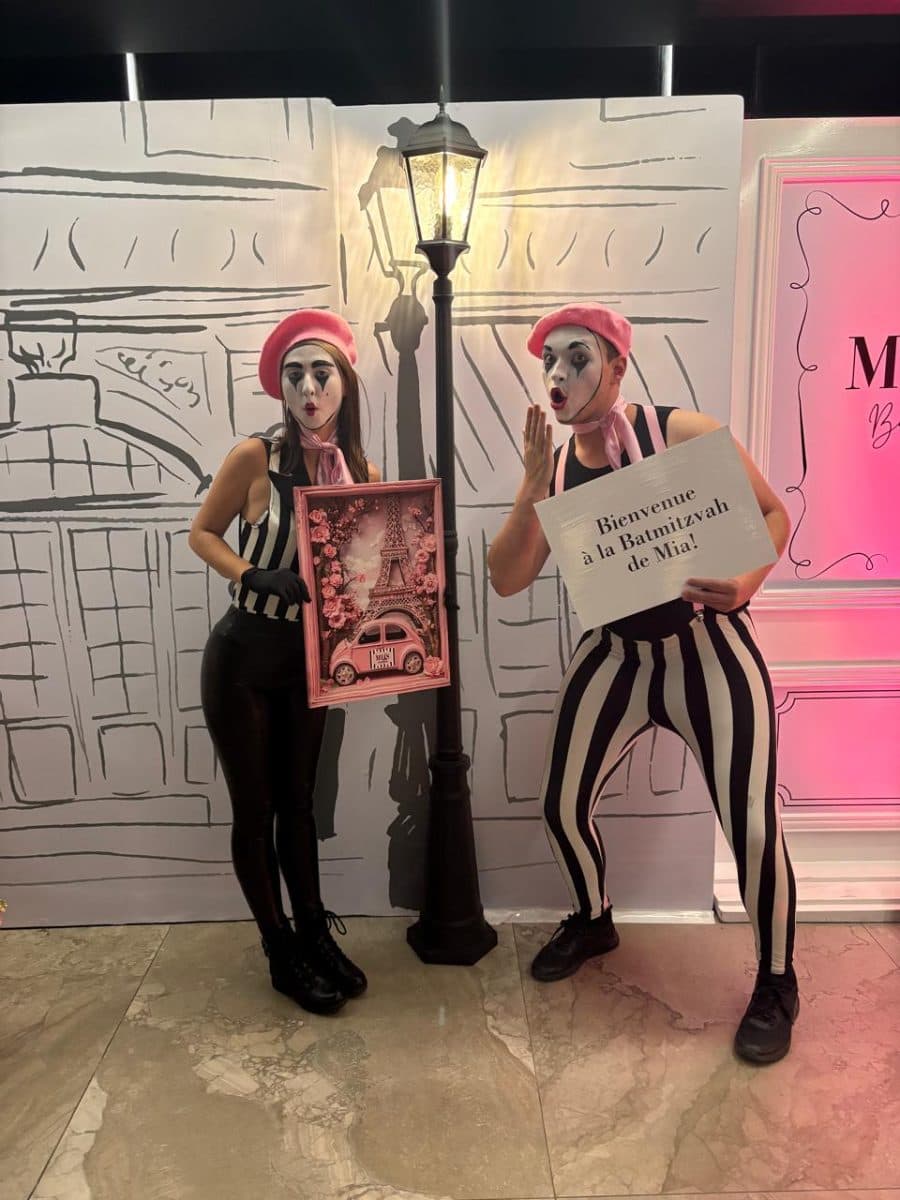 Parisian Mime - Specialty Performers in Cape Town , Johannesburg, Durban, Pretoria, International