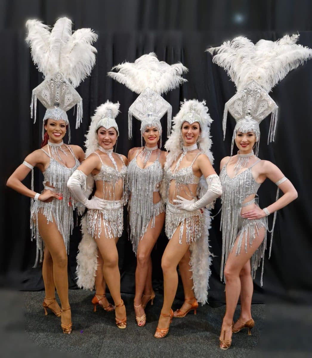 Las Vegas Show Girls - Dancers in International