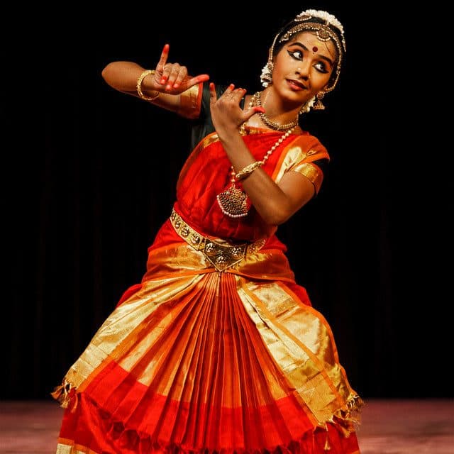 Bollywood Acts - Dancers in Cape Town , Johannesburg, Durban, Pretoria, International